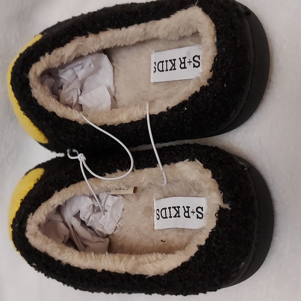 S + R Kids Slippers - Picture 9 of 11